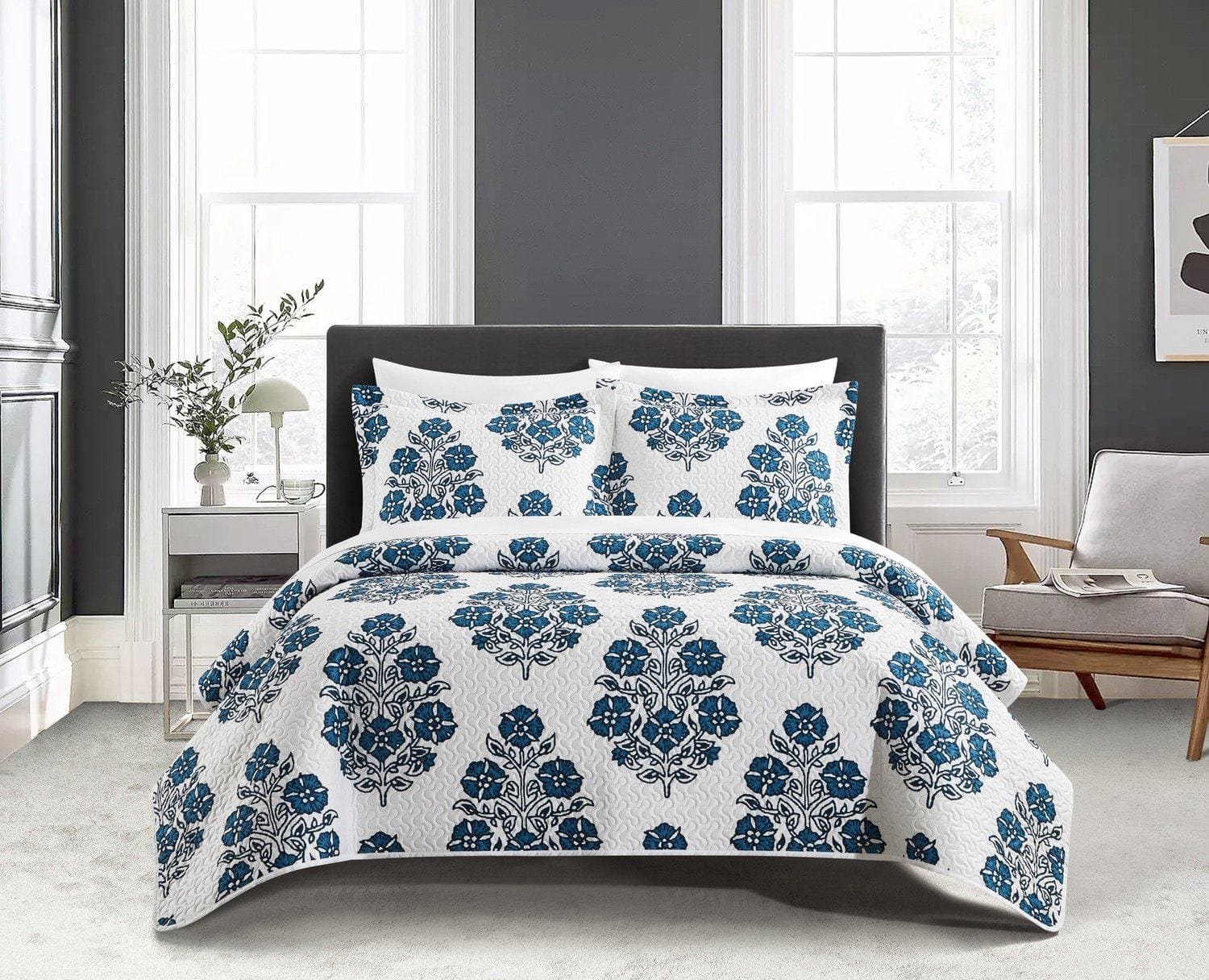 Morris 3 Piece Floral Medallion Print Quilt Set