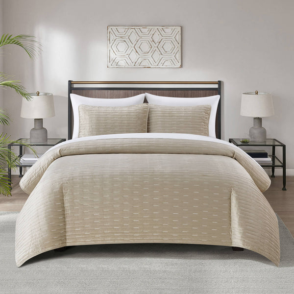 Chic Home Castiel 3 Piece Velvet Quilt Set Beige