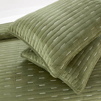 Chic Home Castiel 3 Piece Velvet Quilt Set Green