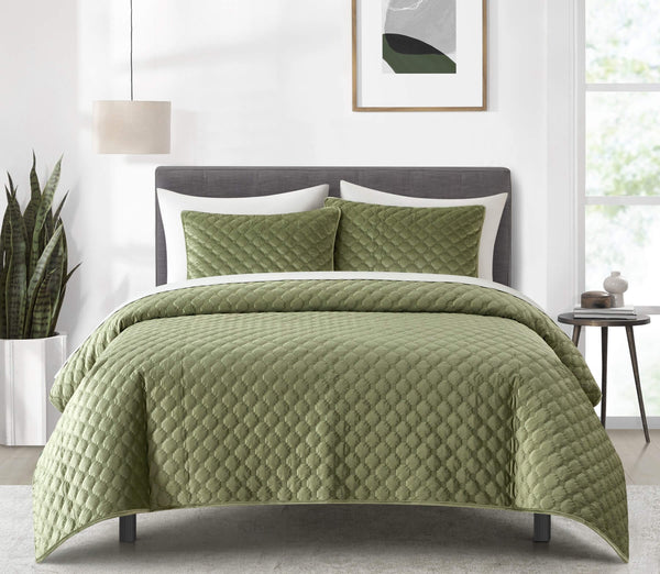 Chic Home Kehlani 7 Piece Dutch Velvet Quilt Set-Green