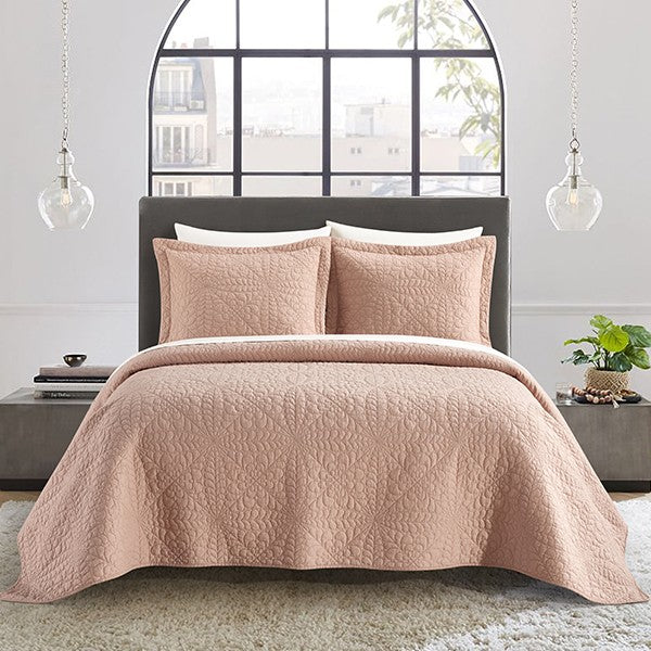 Chic home best sale yatco hooded snuggle