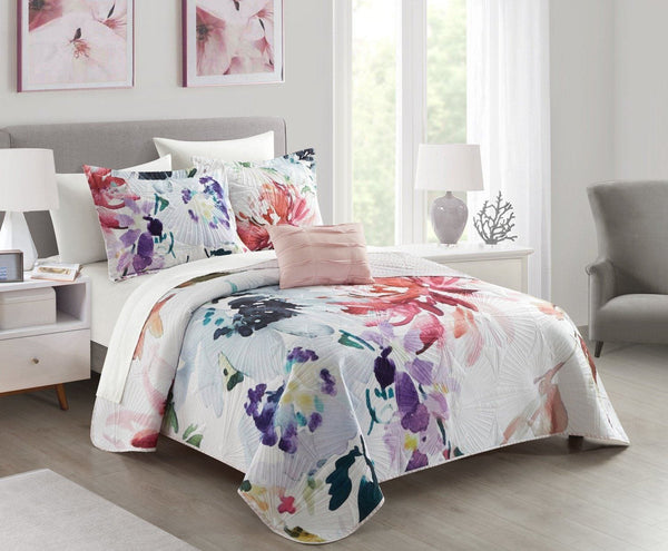 Chic Home Monte Palace 4 Piece Reversible Quilt Set 