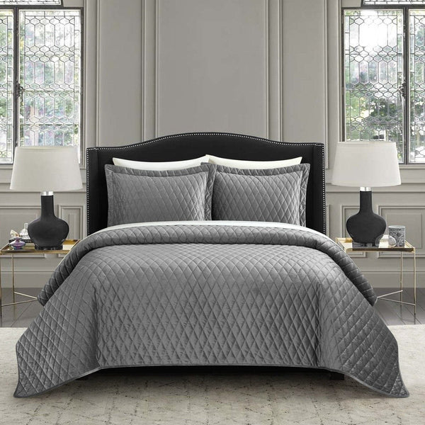 NY&C Home Wafa 7 Piece Velvet Quilt Set Grey