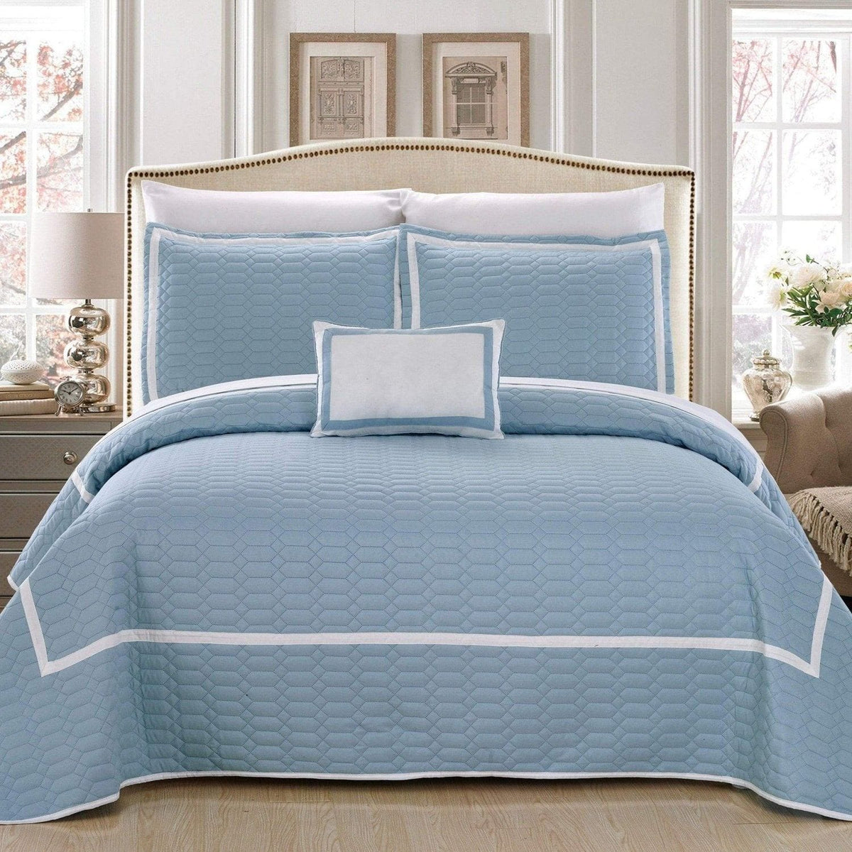 https://www.chichome.com/cdn/shop/products/chic-home-mesa-8-piece-quilt-set-hotel-collection-two-tone-geometric-embroidered-bed-in-a-bag-blue-26.jpg?v=1693072163&width=1200